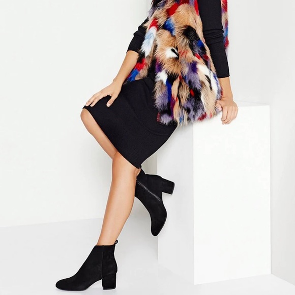 Gianni Bini Jaydennn Suede Block Heel 